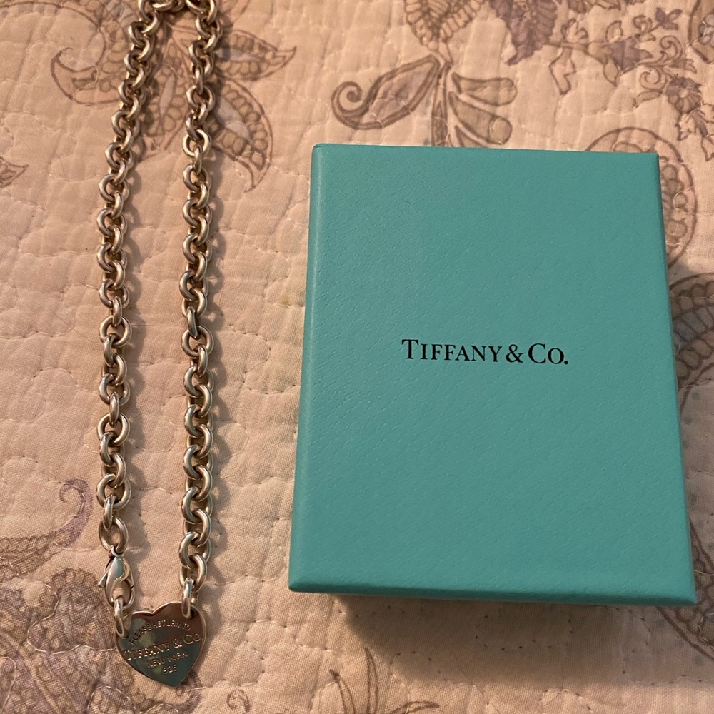 Tiffany & Co. Heart Tag Chain Link Choker